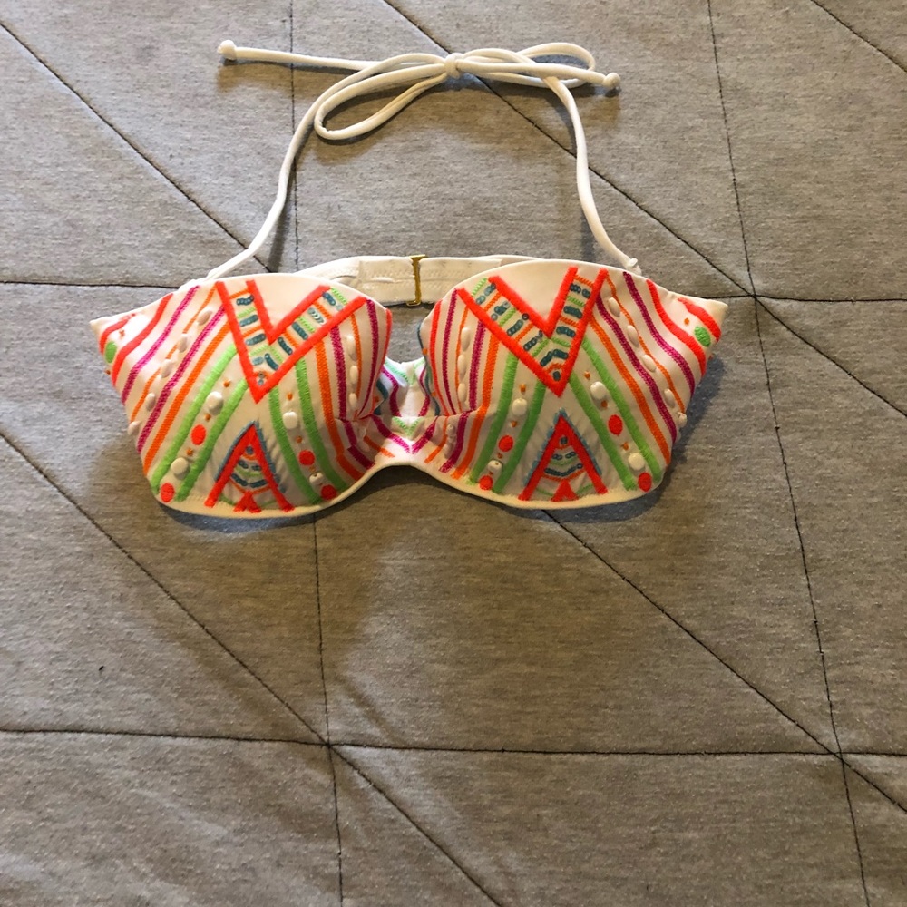 Bikini top